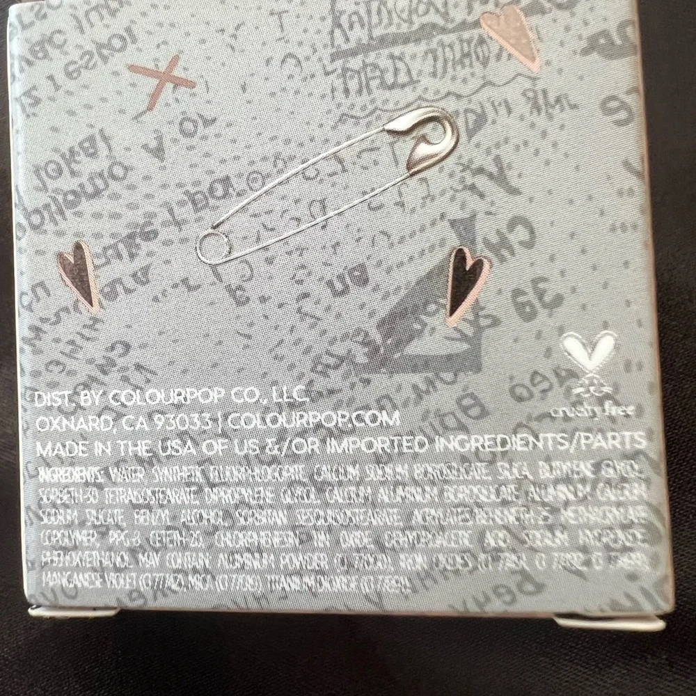 COLOURPOP  EYE SHADOW
